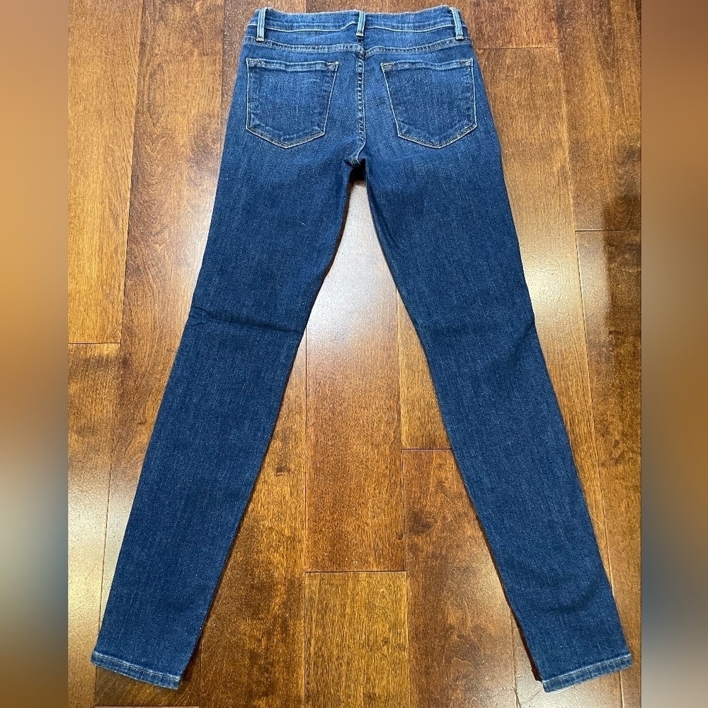 FRAME Le Skinny Jeanne 26 - Picture 2 of 9